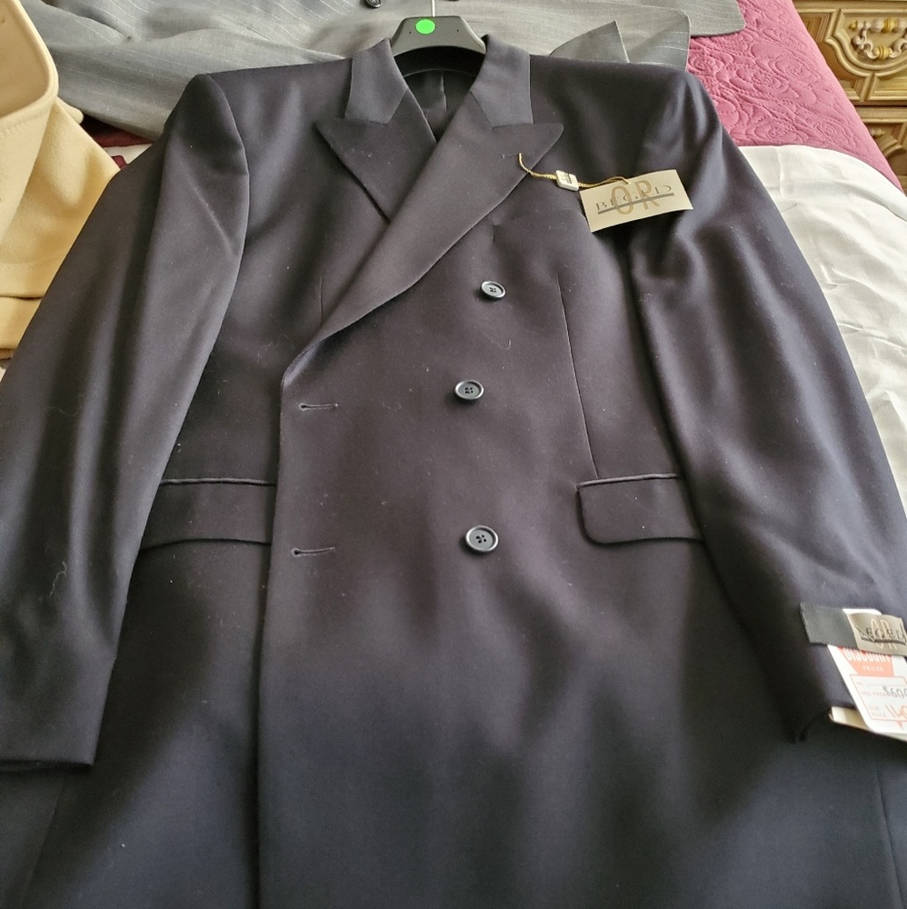 Men's Suits